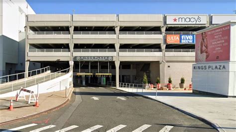 plaza 100 parking|Plaza 100 Garage .